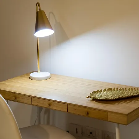 Brera Design And Bright Flat Apartment Milan